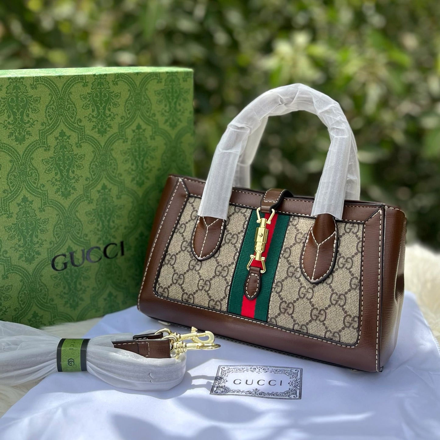 Gucci Small Tote With Piston Closure