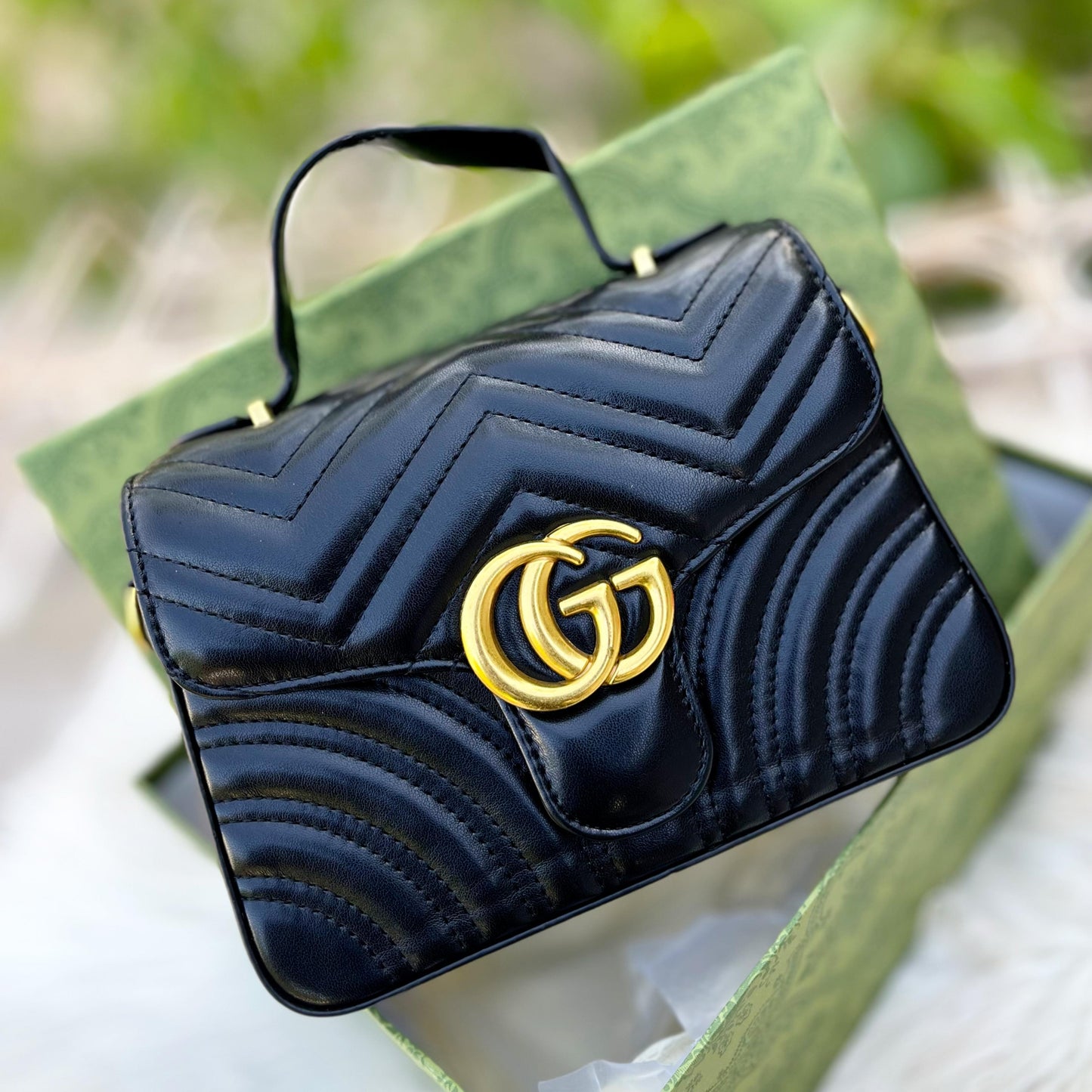 Gucci GG Marmont medium top handle bag
