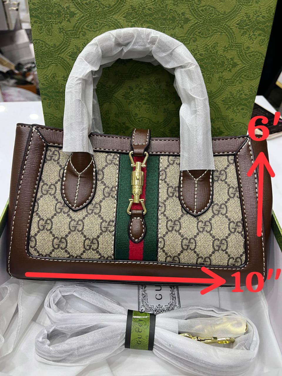 Gucci Small Tote With Piston Closure