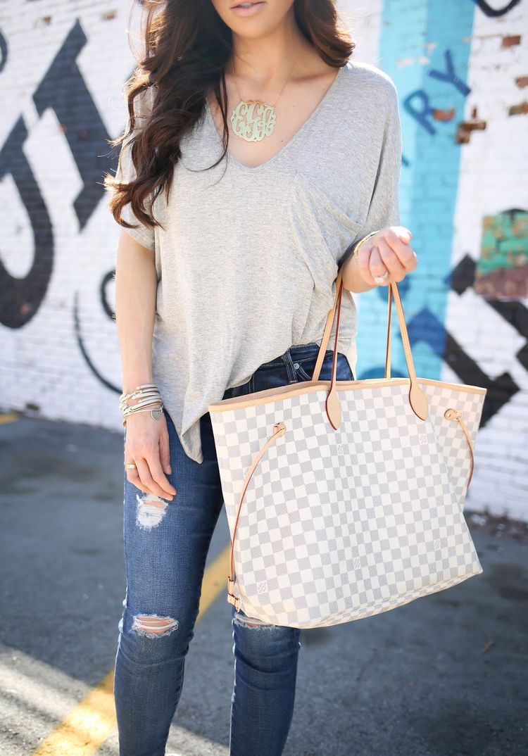 Louis Vuitton Neverfull MM Bag