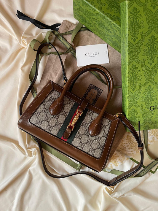 Gucci Small Tote With Piston Closure