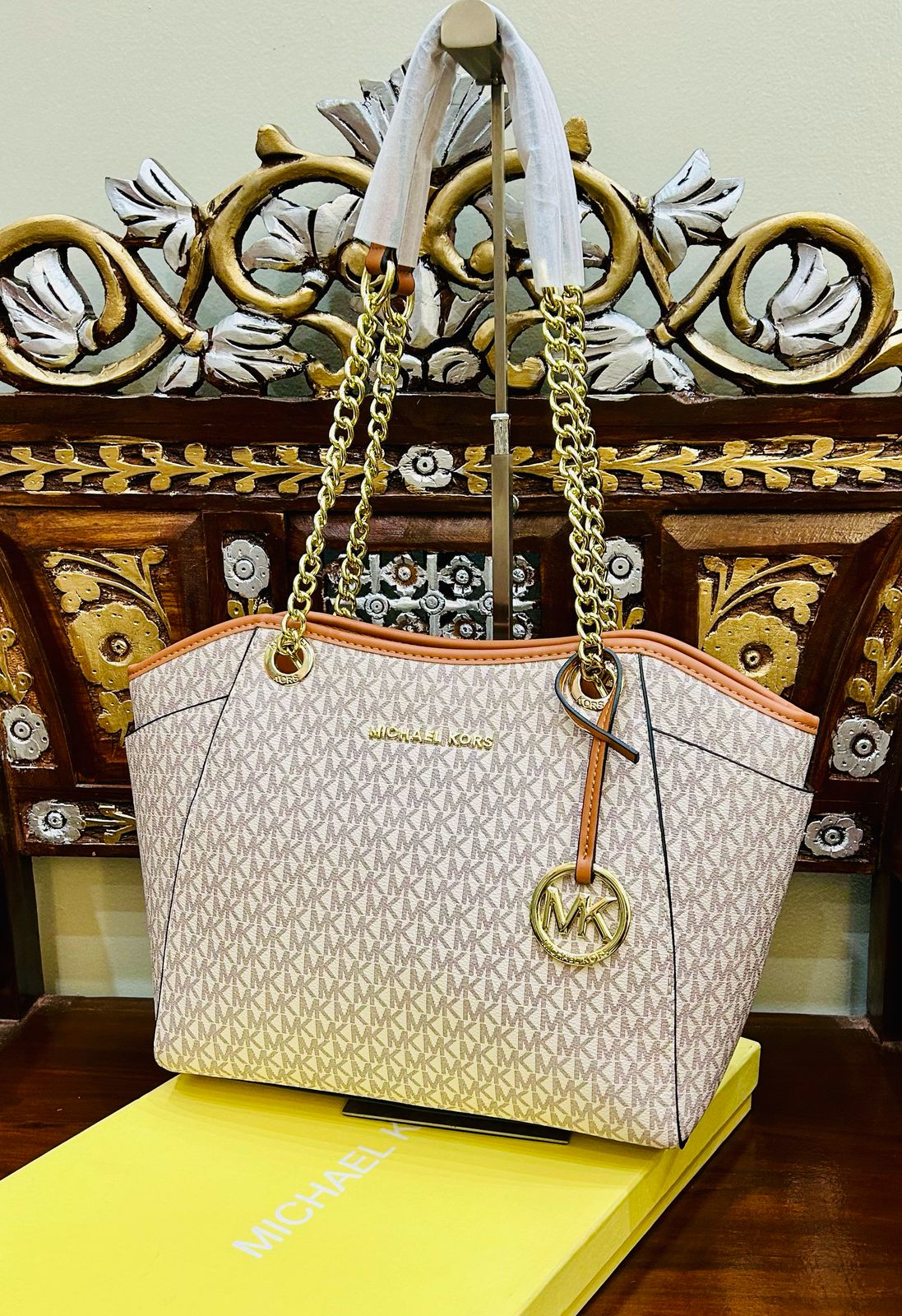 Michael Kors Jet Set Large Signature Logo Shoulder Bag