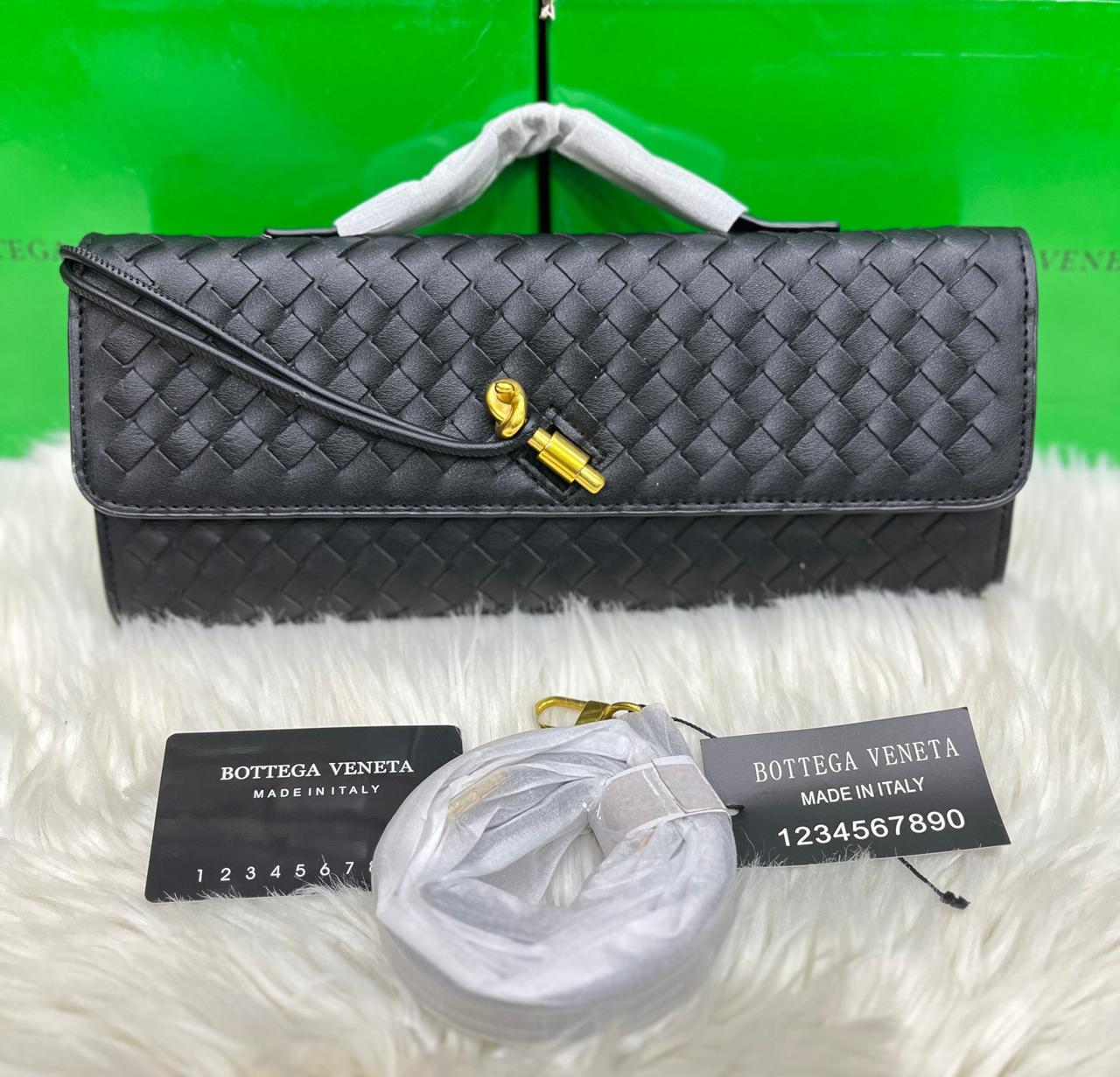 Bottega Veneta Andiamo Clutch